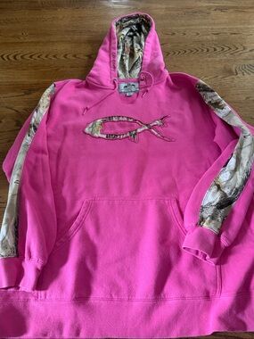 Legendary whitetails deer gear Pink Camo Fish Logo Hoodie sz XL